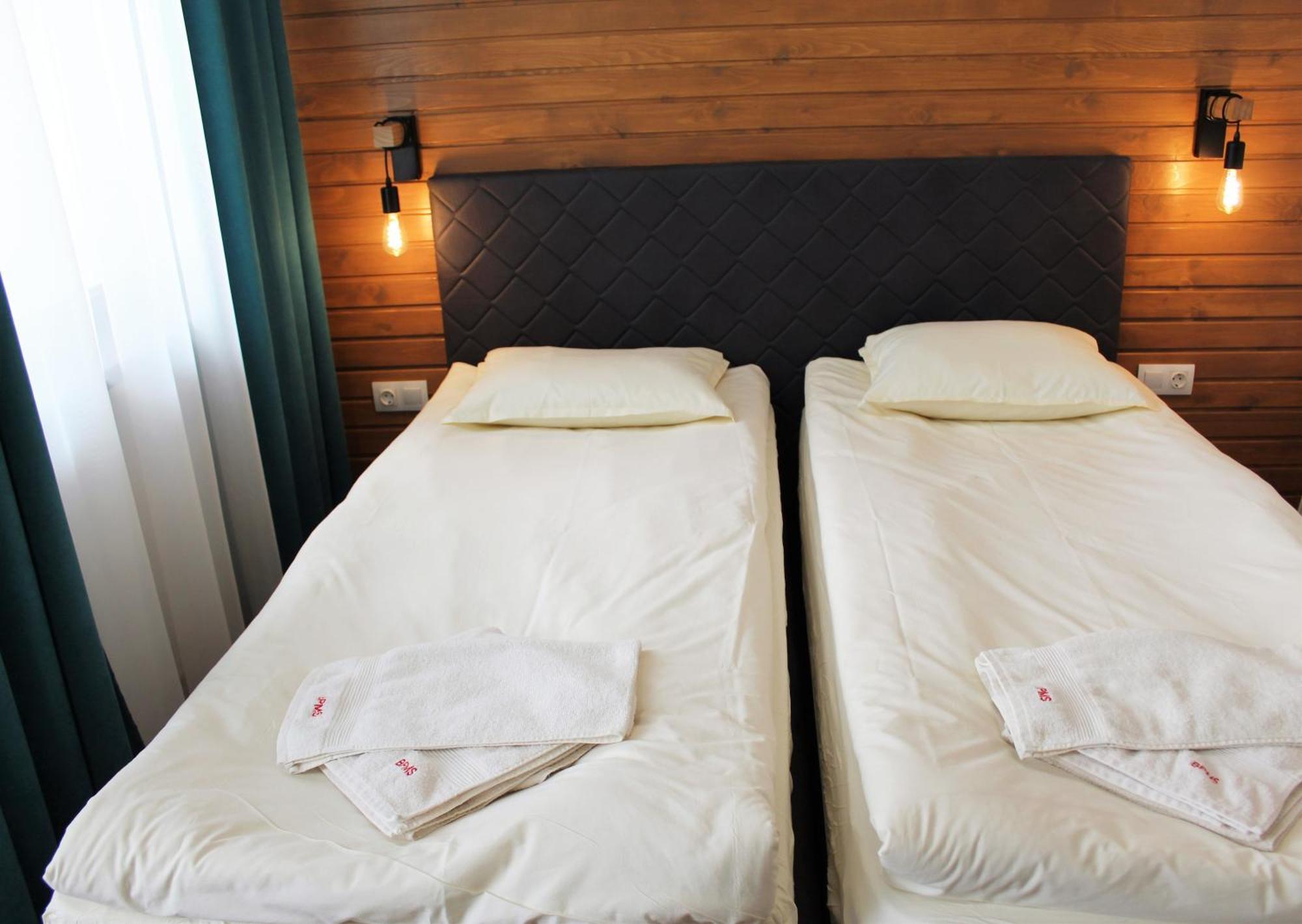 Pm Services Garden Apartment *