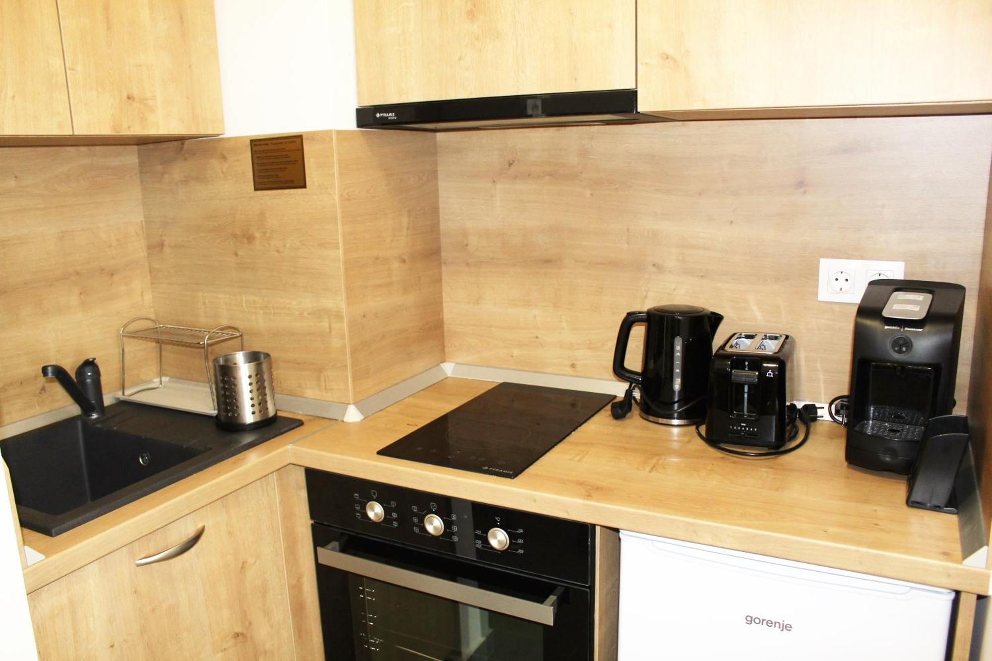 Pm Services Garden Apartment Borovets