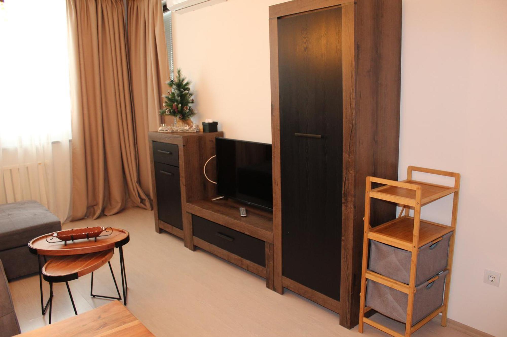 Pm Services Garden Apartment *